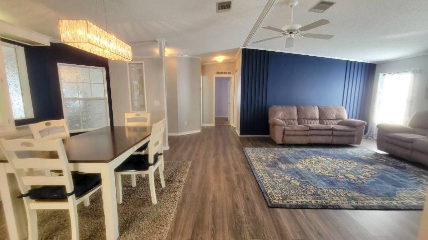 417 Osprey Place a Lake Wales, FL Mobile or Manufactured Home for Sale